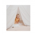 Grand Tipi d'indien en toile blanche avec guirlande de fanions