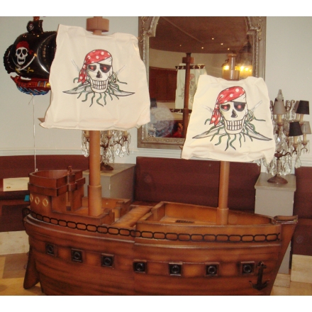 Pirate ship in resin-coated polystyrene